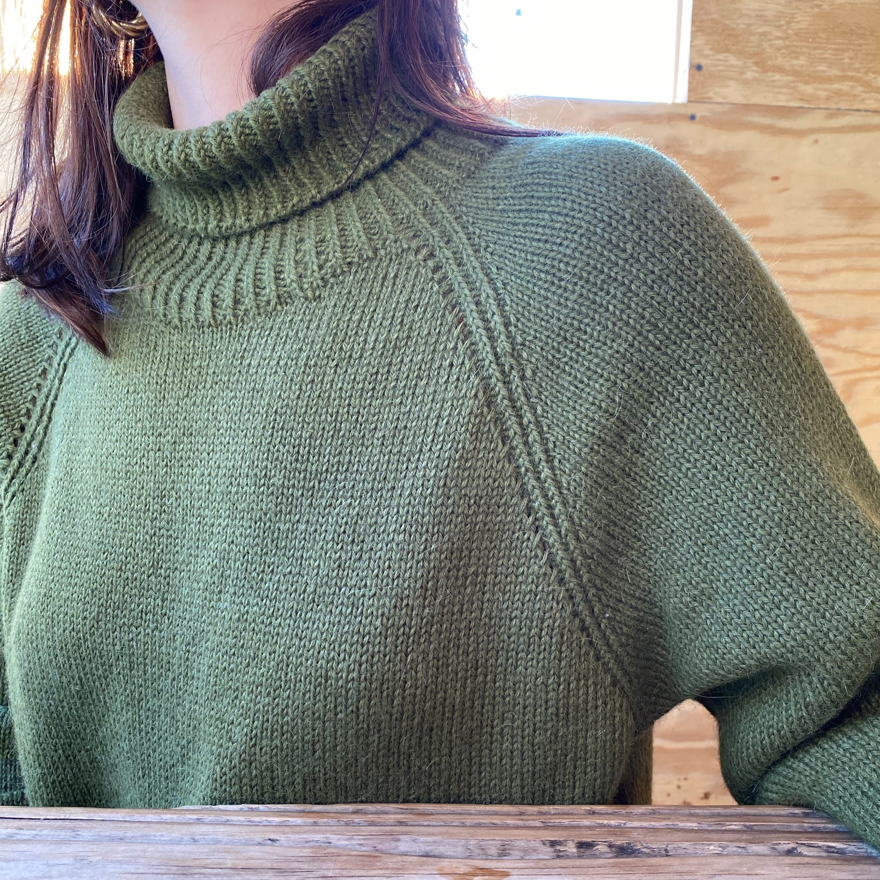 Hug Yourself Fisherman's Rib Sweater Pattern – mmmaking